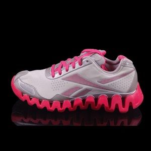 Reebok Zigtech Size 9 White & Pink Running Shoes